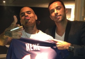 Nenê e Chris Brown