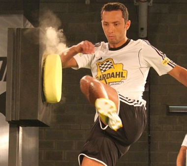 Nenê convidado pelo Discovery Chanel