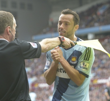 Nenê tem atuação elogiada em Birmingham