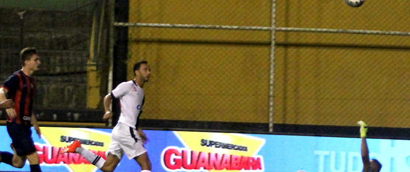 Nenê analisa campanha do Vasco na primeira fase do Carioca