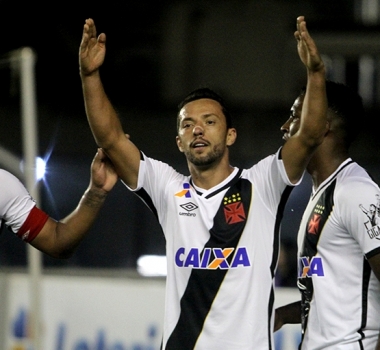 Nenê quer que Vasco abra vantagem na Copa do Brasil