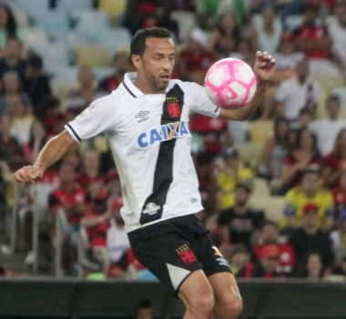 Nenê volta à Vila Belmiro para enfrentar o Santos