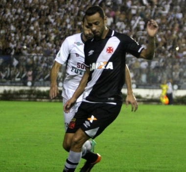 Retorno de Nenê é novidade do Vasco diante do Santos