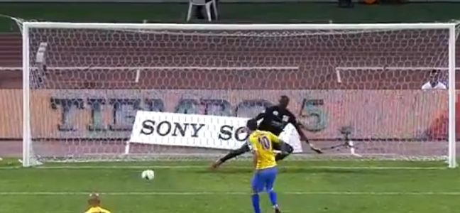 Nenê é decisivo na classificação do Al-Gharafa na Copa do Emir