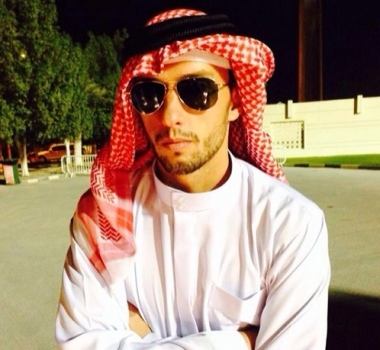 Felipe Massa clica Nenê “Habib” com roupas árabes em Dubai