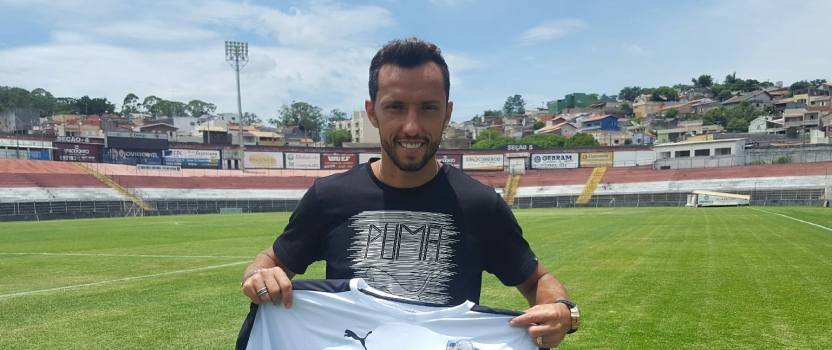 Atletas e artistas confirmam presença no jogo beneficente de Nenê