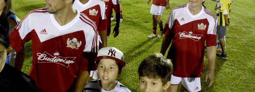 Jogo de Nenê em Jundiaí arrecada 15 toneladas de alimentos