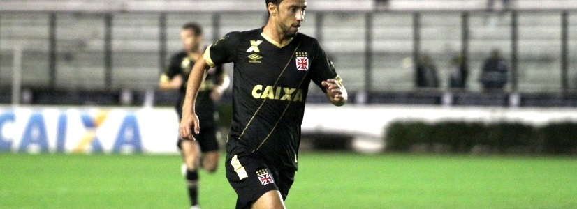 Nenê comemora retomada da liderança isolada do Vasco