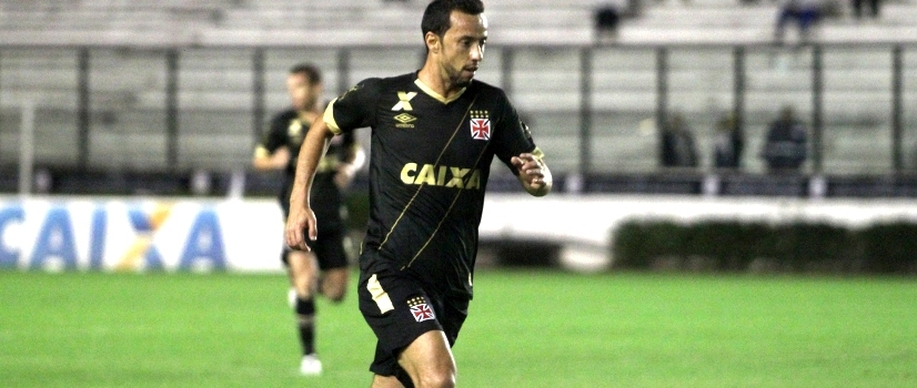 Nenê comemora retomada da liderança isolada do Vasco