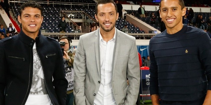 Nenê encontra amigos do PSG em Paris