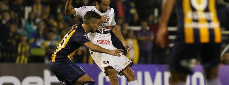 Nenê elogia postura do São Paulo na estreia da Copa Sul-Americana