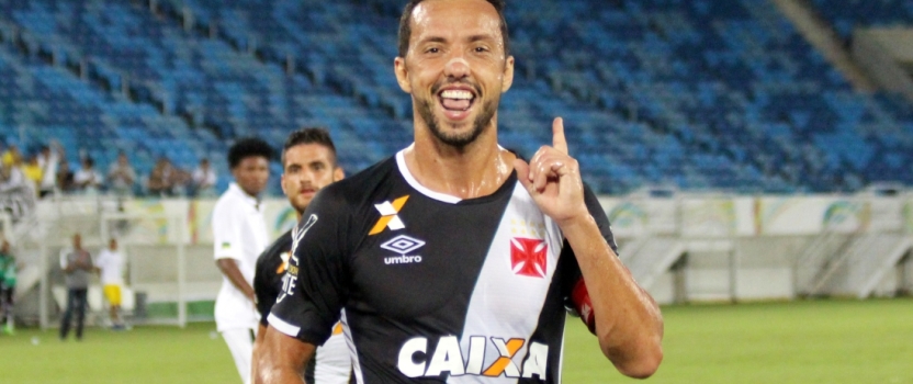 Nenê participa de oito dos 11 gols do Vasco na temporada
