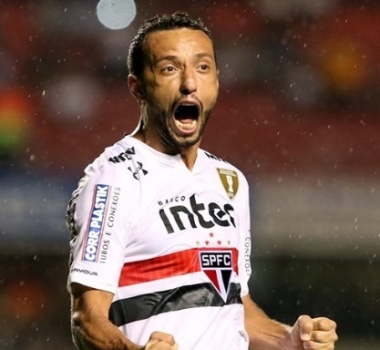 São Paulo bate o São Caetano e está nas semifinais do Paulistão