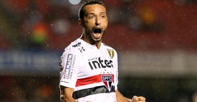 São Paulo bate o São Caetano e está nas semifinais do Paulistão