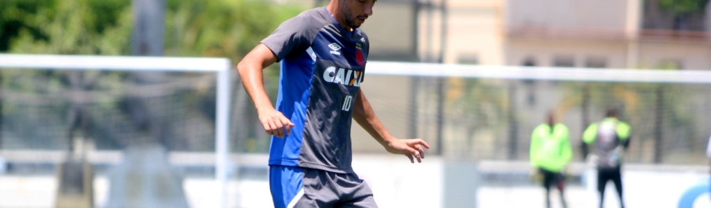 Nenê elogia preparação do Vasco durante recesso do Brasileirão