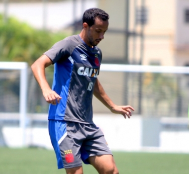 Nenê elogia preparação do Vasco durante recesso do Brasileirão