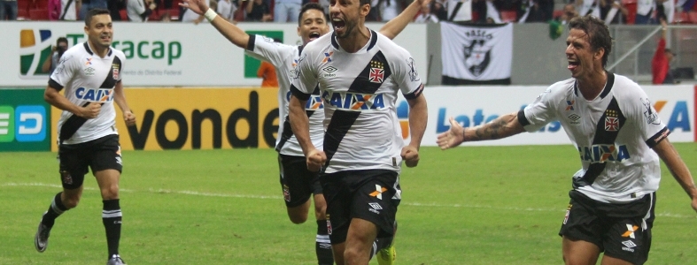 Nenê assume artilharia da Série B e do Vasco na temporada