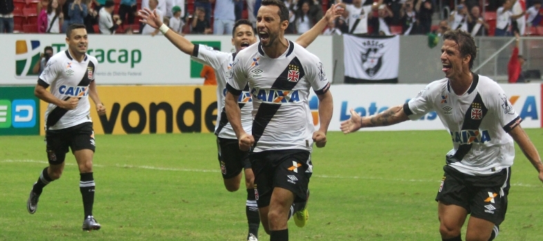 Nenê assume artilharia da Série B e do Vasco na temporada